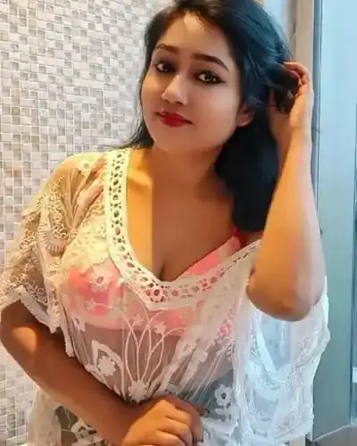 Escort Lakhani